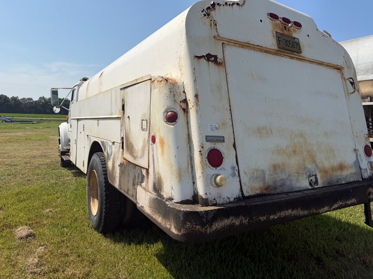 2001-international-4900-image-17