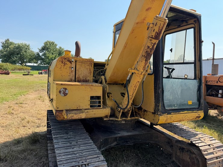 caterpillar-307-image-48