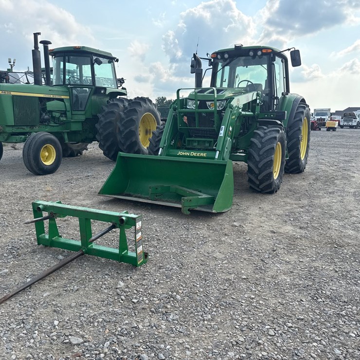 JOHN DEERE 6125M