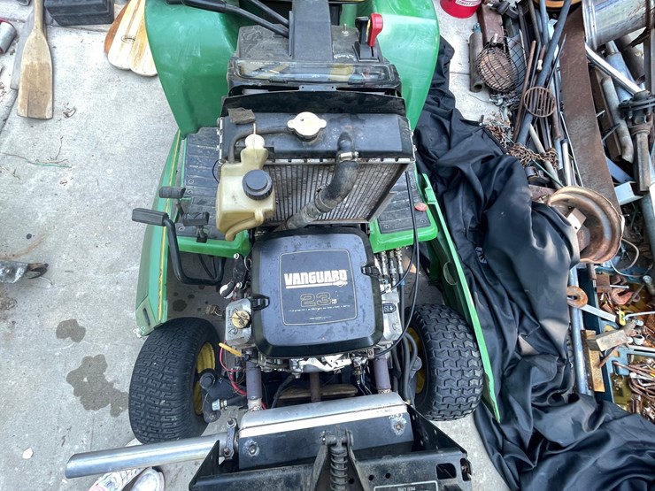 john-deere-425-image-14
