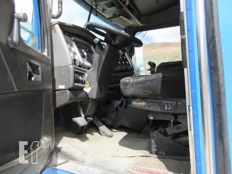 2015-kenworth-t800-image-7