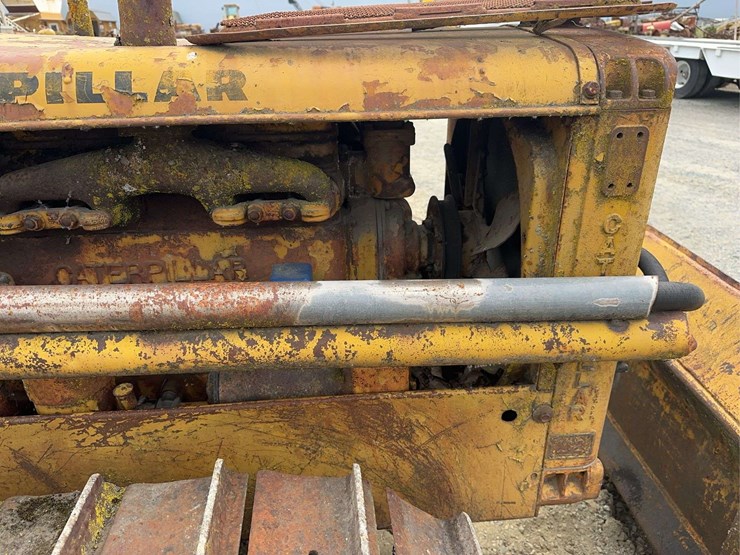 caterpillar-d2-image-9