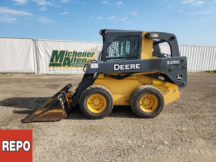 deere-326d-image-2