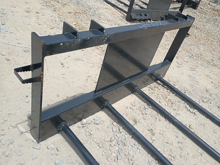 #l64-077-•-jct-bale-spike-skid-steer-attachment-image-6