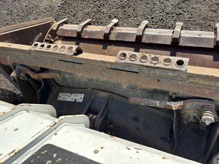 1994-bobcat-753l-image-13