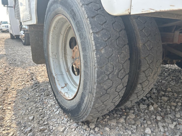 2008-ford-f450-image-10