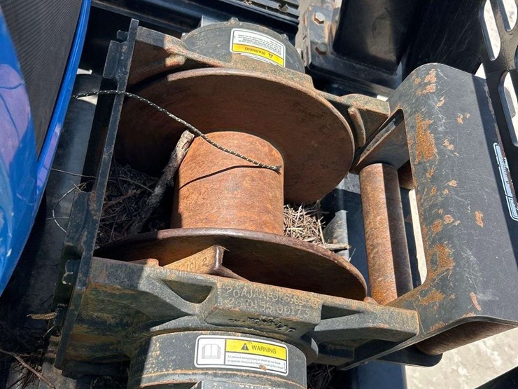 2018-new-holland-4wd-agricultural-tractor-w/-brush-cutter-image-19