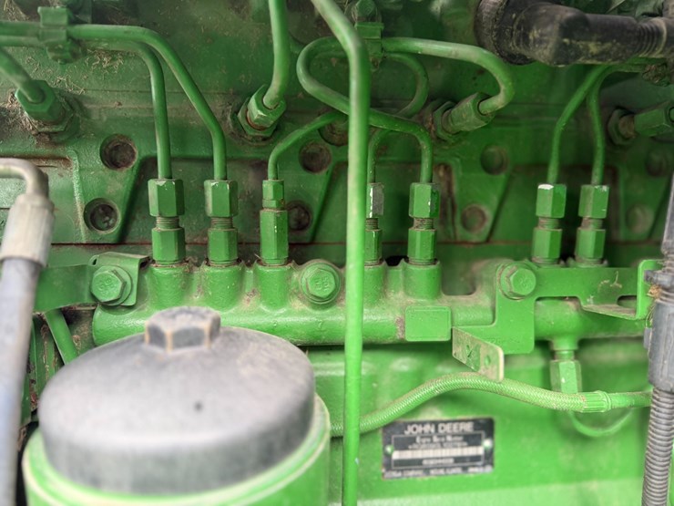 2011-john-deere-9770-sts-image-101