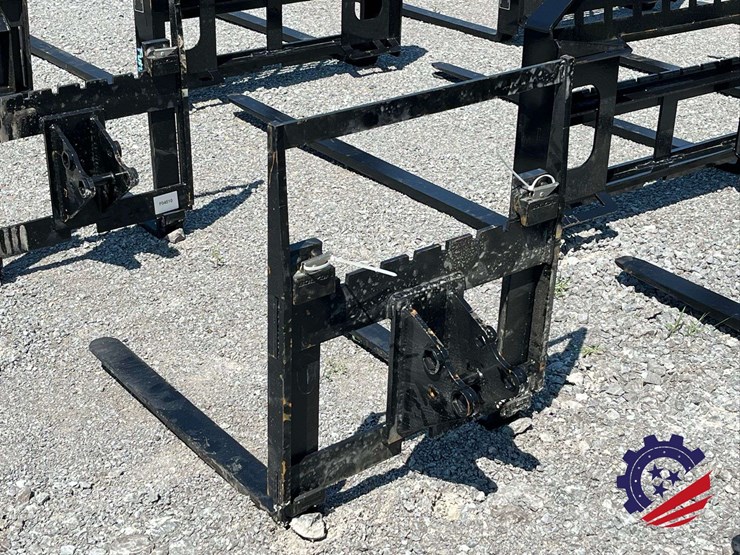 unused-2026-future-crawler-excavator-forks-image-3