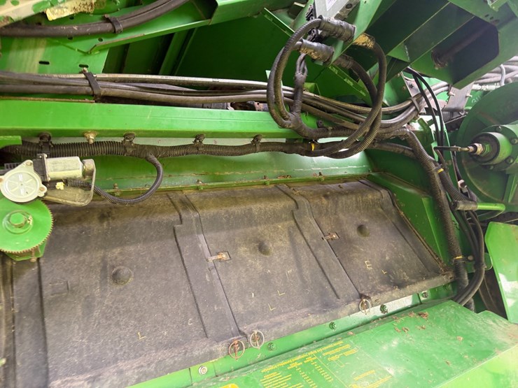 2011-john-deere-9770-sts-image-53