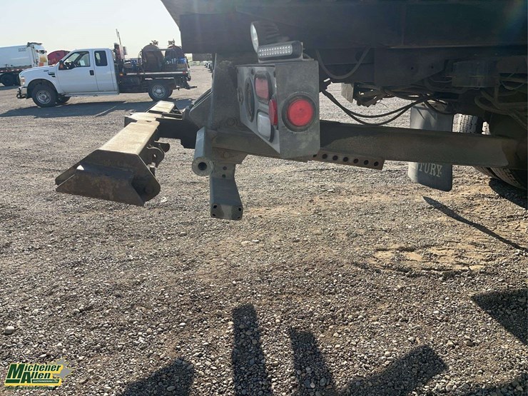 international-durastar-4300-image-21