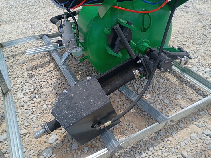 #l64-015-•-jct-sandblaster-image-12