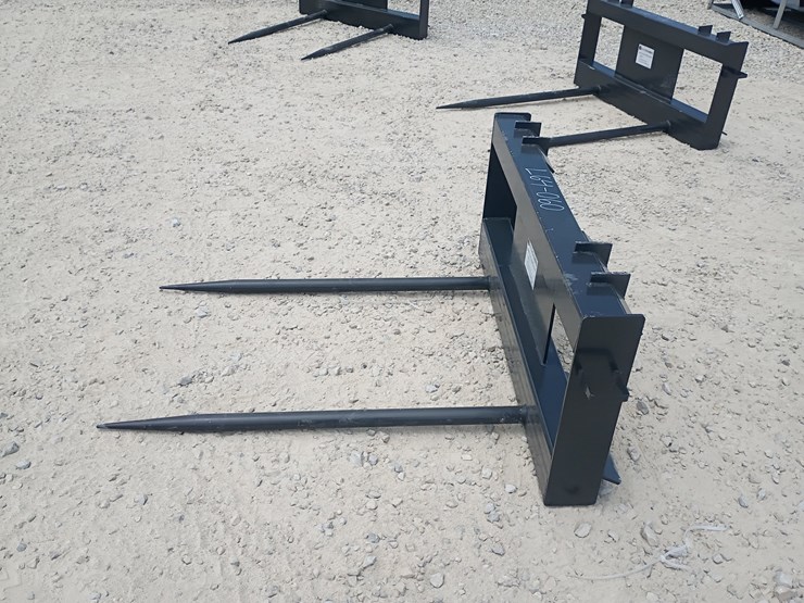 #l64-060-•-jct-bale-spear-skid-steer-attachment-image-2