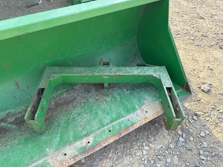 john-deere-6125m-image-30