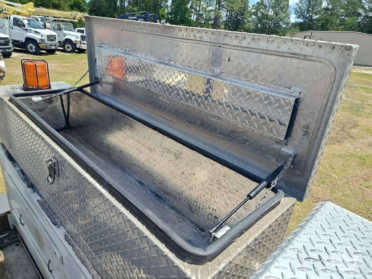 2013-ford-f450-image-19