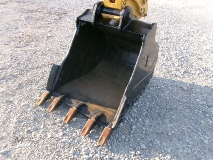 2019-caterpillar-307.5-image-7