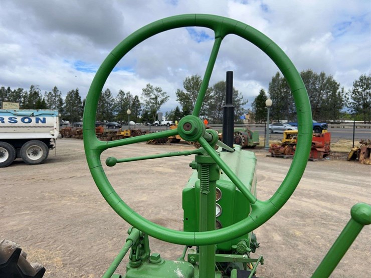 john-deere-h-image-30