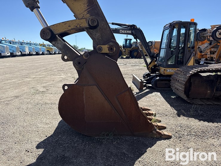 2010-caterpillar-345d-image-16