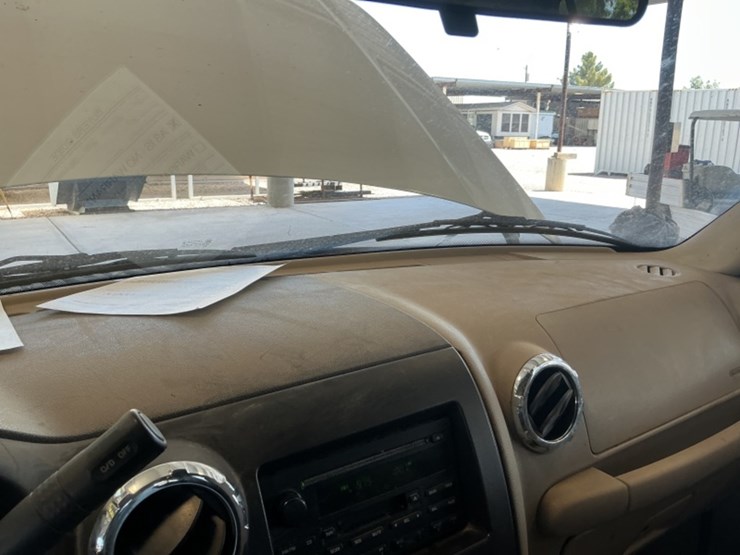 2005-ford-expedition-image-19
