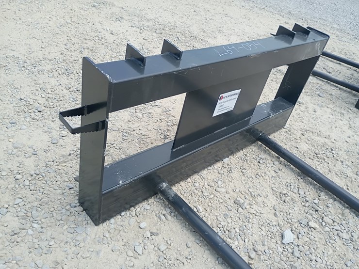 #l64-054-•-jct-bale-spear-skid-steer-attachment-image-6