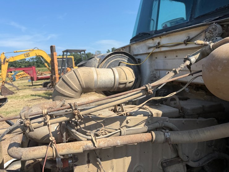 #52620-•-1990-whitegmc-wia-areo-series-sleeper-t/a-truck-tractor-4v1wdbjf3ln629984-inv#52620-image-53