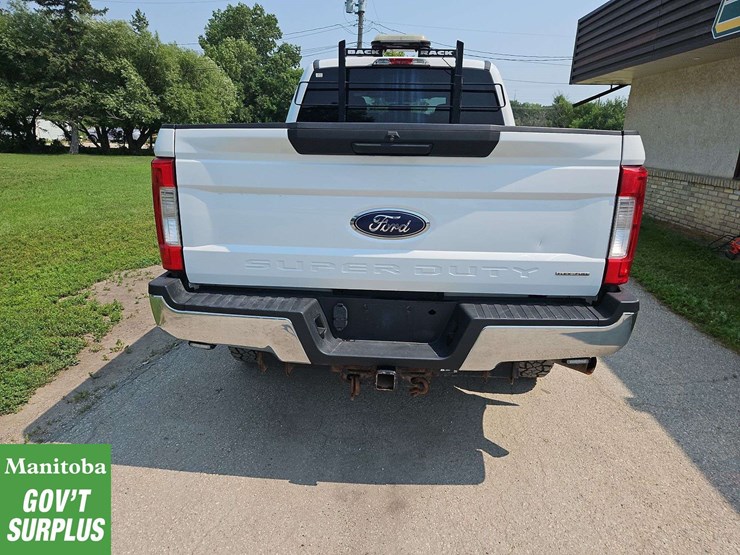 2017-ford-f250-image-8