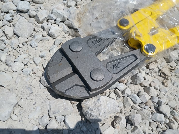 #l63-056-•-bolt-cutter-image-5