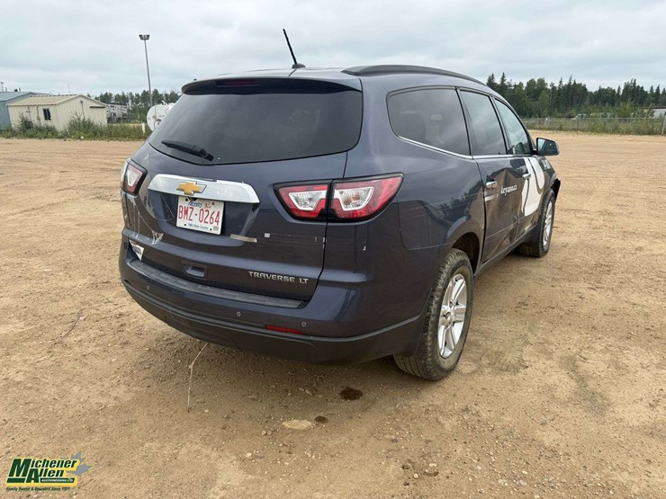 2014-chevrolet-traverse-image-4