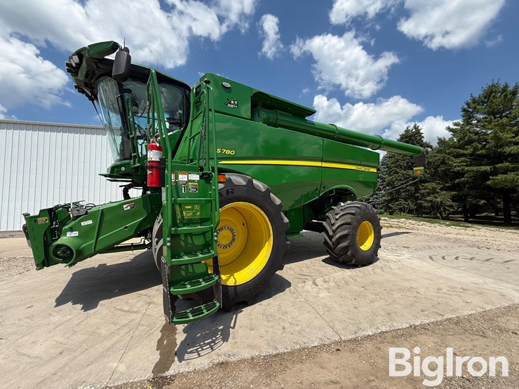 2022-john-deere-s780-image-9