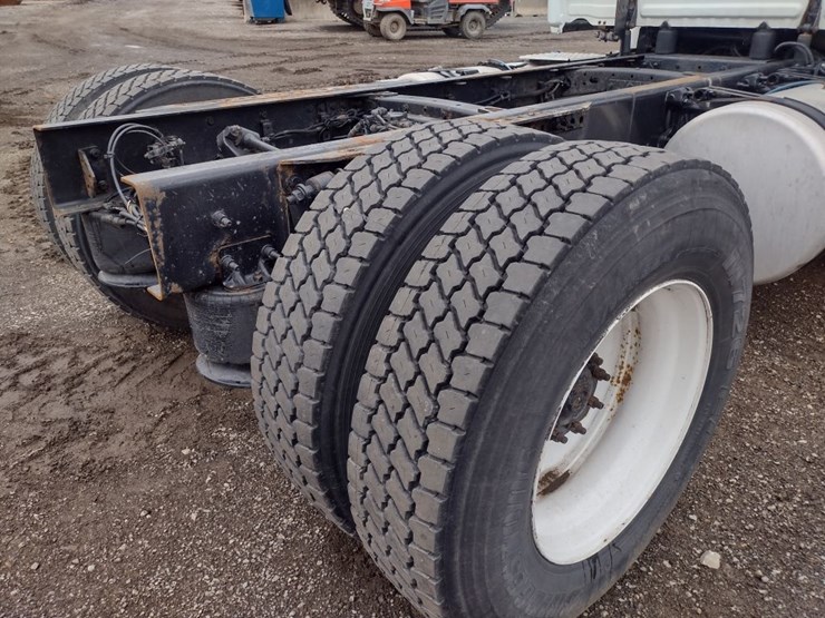14-freightliner-cascadia-cab-&-chassis^title^-(qea-4750)-image-24