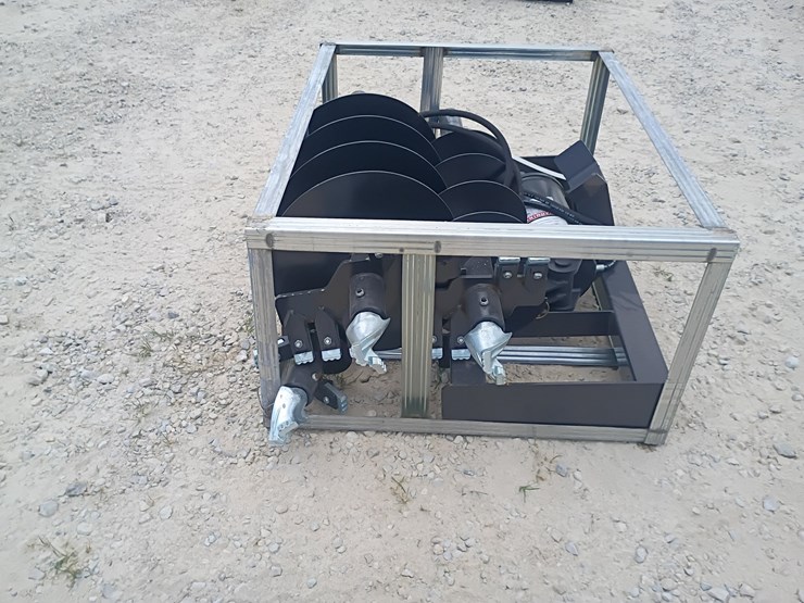 #l64-004-•-jct-auger-and-bits-skid-steer-attachment-image-7
