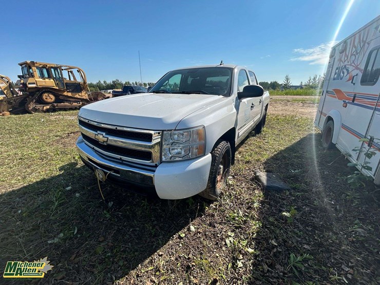 2009-chevrolet-silverado-1500-image-1