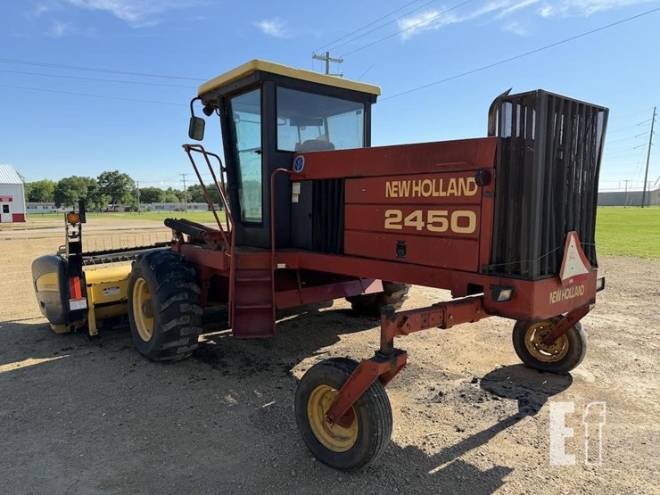 new-holland-2450-image-4