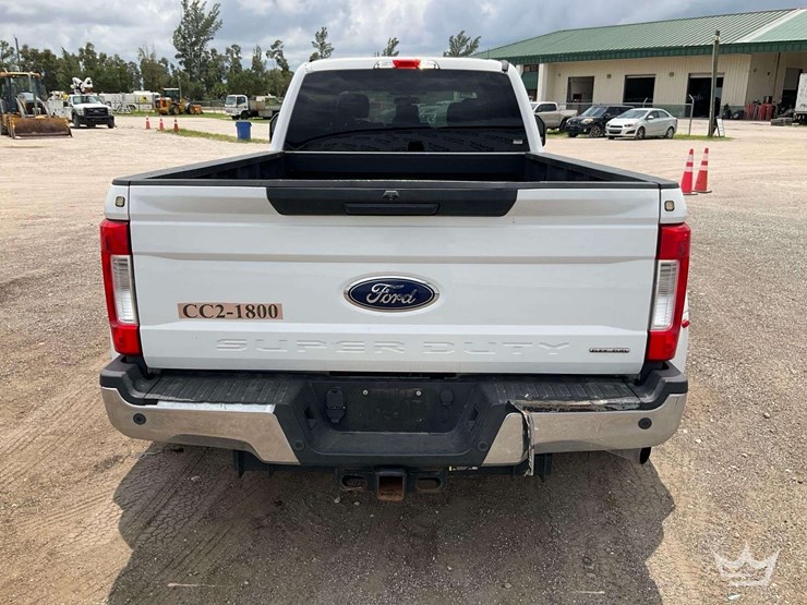 2018-ford-f350-image-28