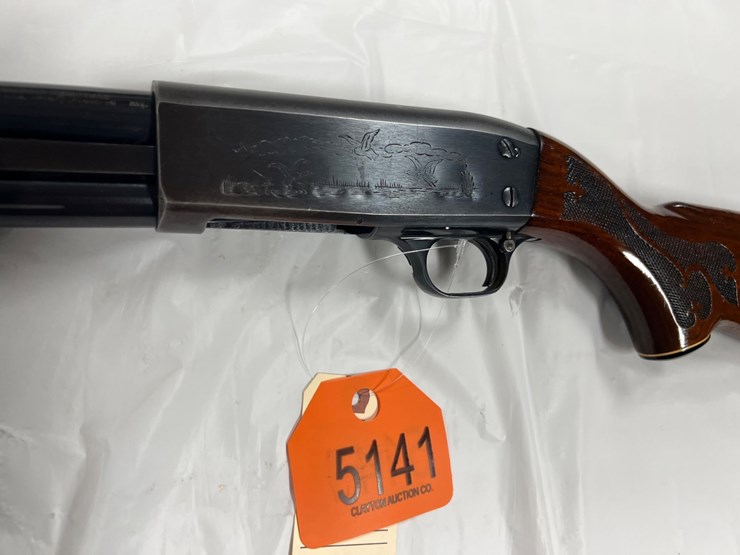#5141-•-ithaca-m37-featherweight-20ga-pump-image-4