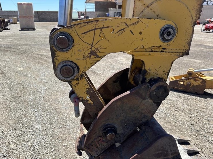 2007-caterpillar-420e-image-22