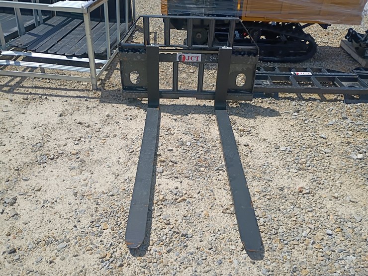 #l64-094-•-jct-pallet-fork-skid-steer-attachment-image-1