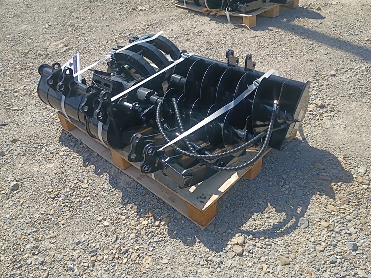 #l66-019-•-agt-mini-excavator-attachment-set-image-2
