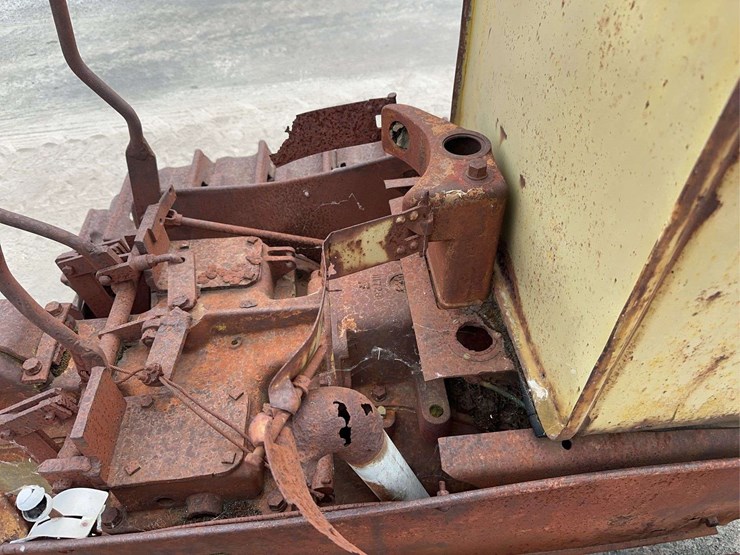 holt-caterpillar-image-15