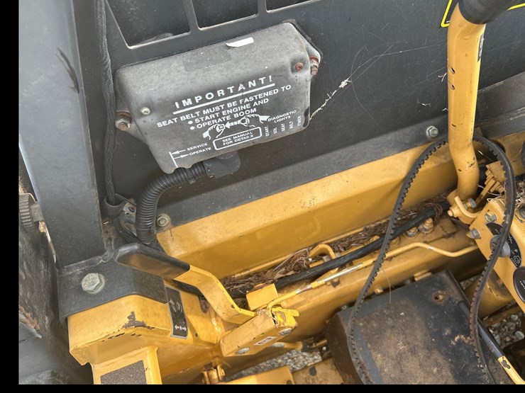 new-holland-l250-image-15