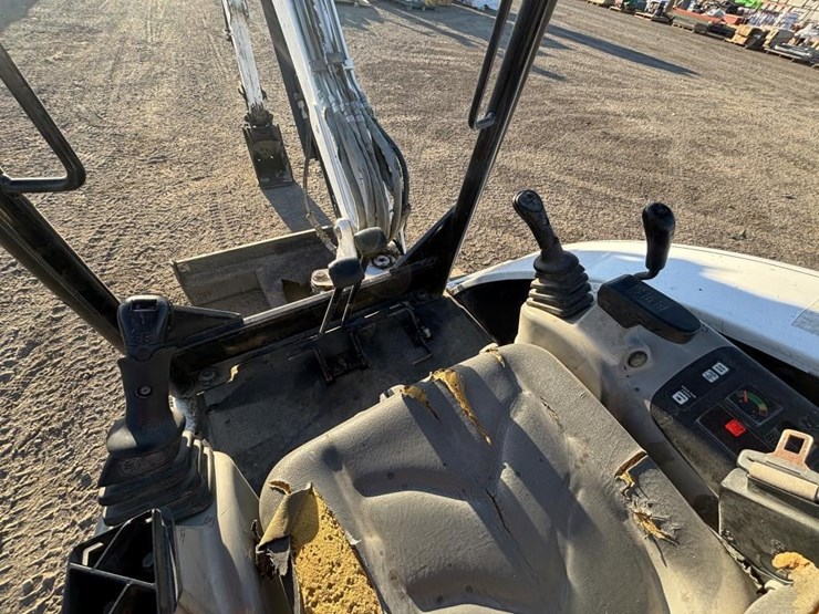 2004-bobcat-331g-image-26