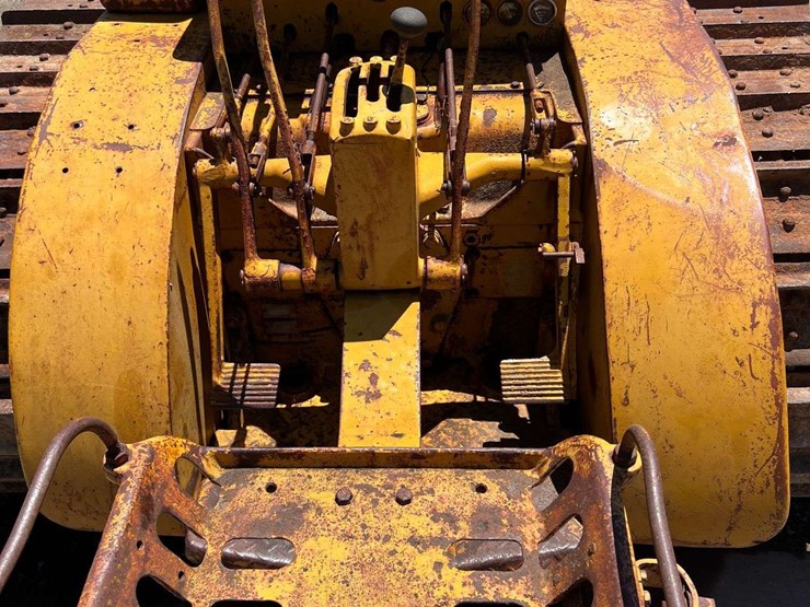 caterpillar-d4-image-18