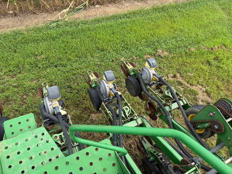 john-deere-1790-image-179
