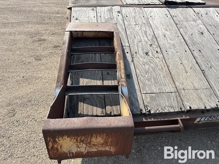 1990-phelan-fe-10-24-t/a-flatbed-trailer-w/ramps-image-18