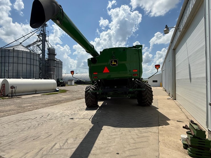2022-john-deere-s780-image-6