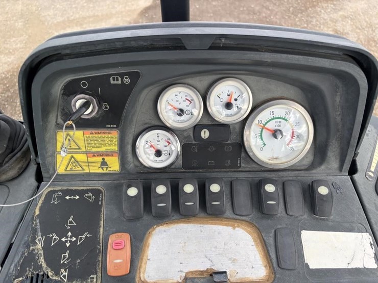 2007-caterpillar-414e-image-41