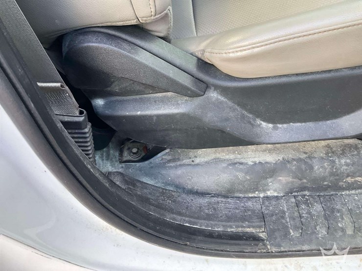 2017-ford-f150-image-25
