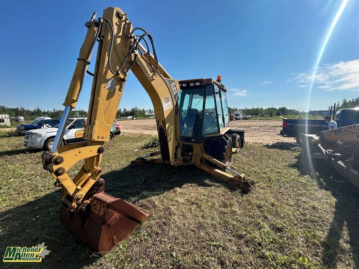 caterpillar-420d-image-4