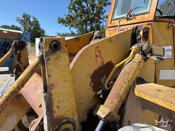1978-caterpillar-930-image-18