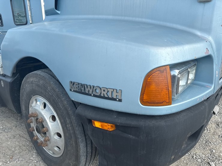 2007-kenworth-t600-image-26